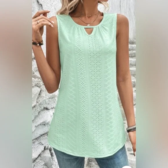Mint Green Sleeveless Eyelet Top - Picture 5 of 10